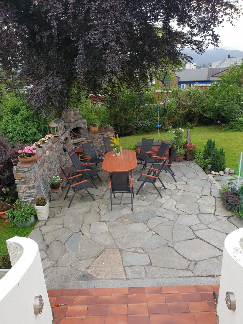 Motel Hoems Kristiansund Exterior foto